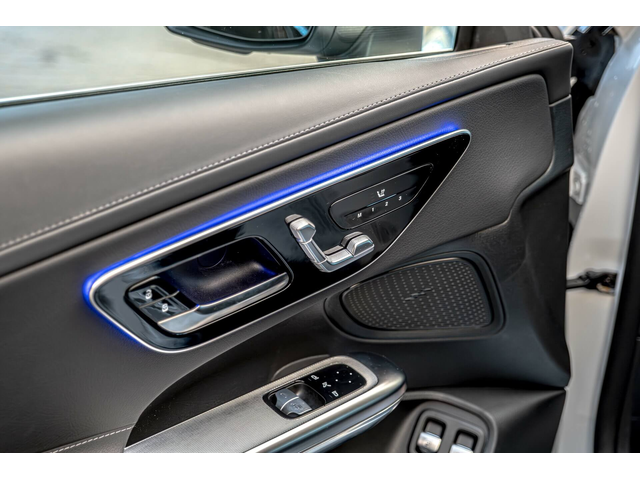 Mercedes CLE 300e Plug-in Hybrid/AMG Line/Advanced/Панорама/MBUX/Камера/Карбон/Амбиент - автомобили, коли, обяви за нови и употребявани 8