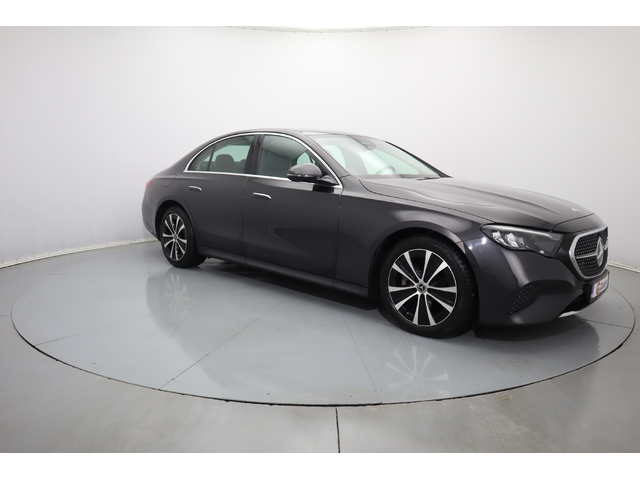 Mercedes E 200 - автомобили, коли, обяви за нови и употребявани 4