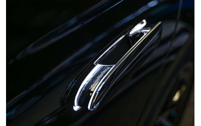 Mercedes E220 AMG/Virtual/Подгрев/Камера/ - автомобили, коли, обяви за нови и употребявани 15