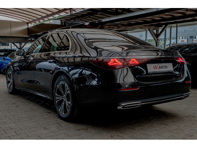 Mercedes E450 Avangarde/4matic/Ambient/Камера360/Обдухване - автомобили, коли, обяви за нови и употребявани 5