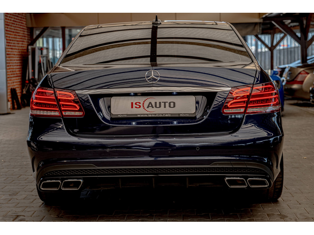 Mercedes E63 AMG 4Matic/Dynamic/Harman Kardon/Алкантар/Обдухване - автомобили, коли, обяви за нови и употребявани 3