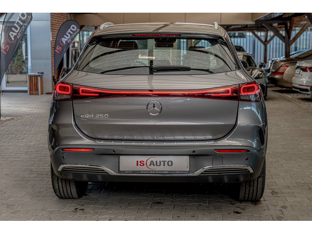 Mercedes EQA 250/AMG Line/Камера/Амбиент/MBUX/Dynamic Select/ - автомобили, коли, обяви за нови и употребявани 5