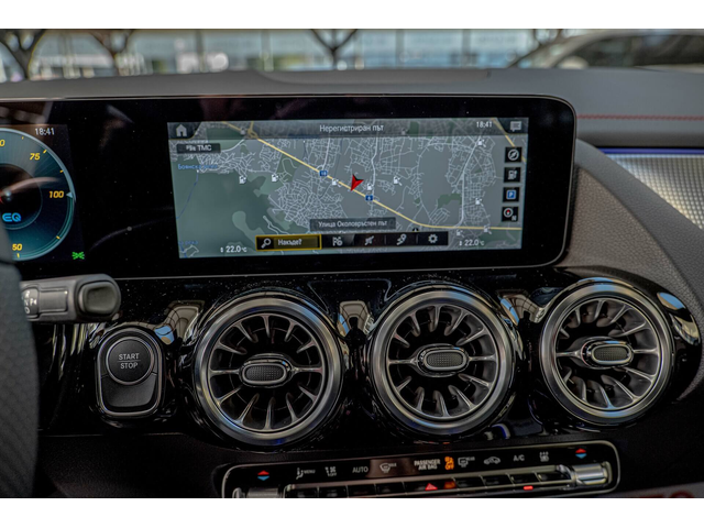 Mercedes EQA 300/4Matic/Advanced Plus/Ambient/MBUX/Камера - автомобили, коли, обяви за нови и употребявани 13