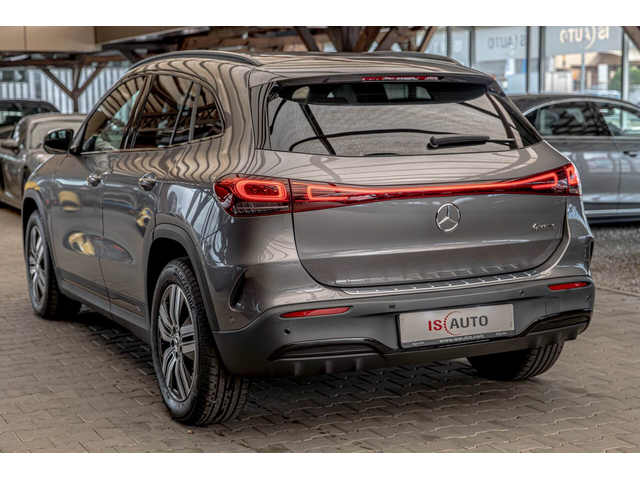 Mercedes EQA 300/AMG Line/4Matic/Ambient/MBUX/Подгрев/Камера - автомобили, коли, обяви за нови и употребявани 4