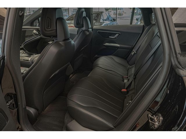 Mercedes EQE 300/98kWh/MBUX/Амбиент/Подгрев - автомобили, коли, обяви за нови и употребявани 7