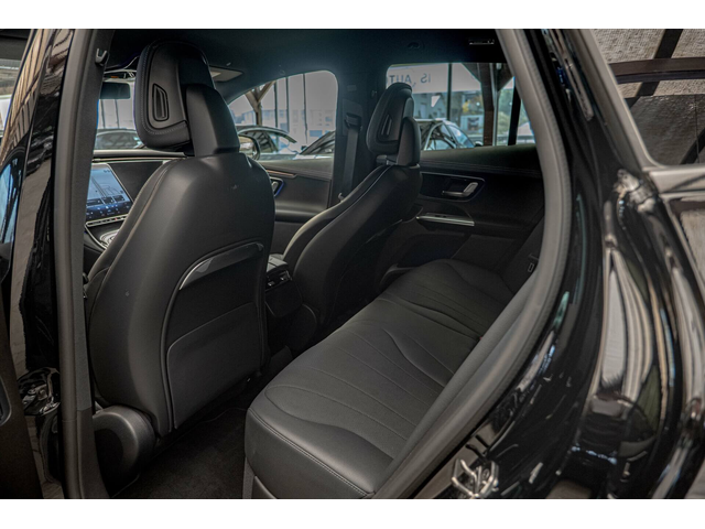 Mercedes EQE 300/SUV/100kWh/Night Packet/Подгрев/Камера/PRE-SAFE - автомобили, коли, обяви за нови и употребявани 7