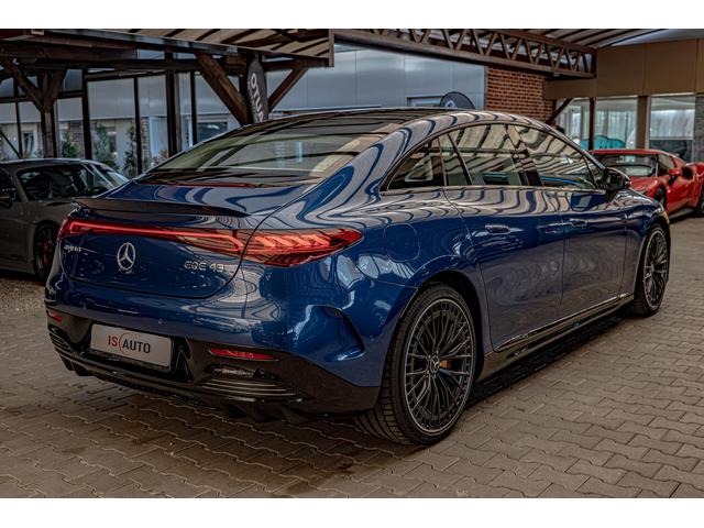 Mercedes EQE 43 AMG/4Matic/100kWh/Керамика/3700км/Панорама/Hyperscreen/ - автомобили, коли, обяви за нови и употребявани 5
