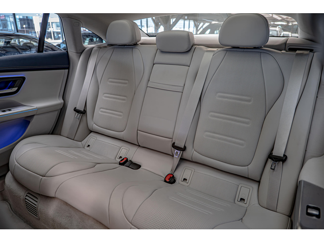 Mercedes EQE 43 AMG/4Matic/100kWh/Керамика/3700км/Панорама/Hyperscreen/ - автомобили, коли, обяви за нови и употребявани 9