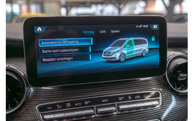 Mercedes EQV 300/LONG/Avantgarde Line/PDC/Thermotronic/100kWh - автомобили, коли, обяви за нови и употребявани 9