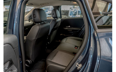 Mercedes GLA 180d/Business/Thermatic/MBUX/Dynamic Select/USB/ - автомобили, коли, обяви за нови и употребявани 7