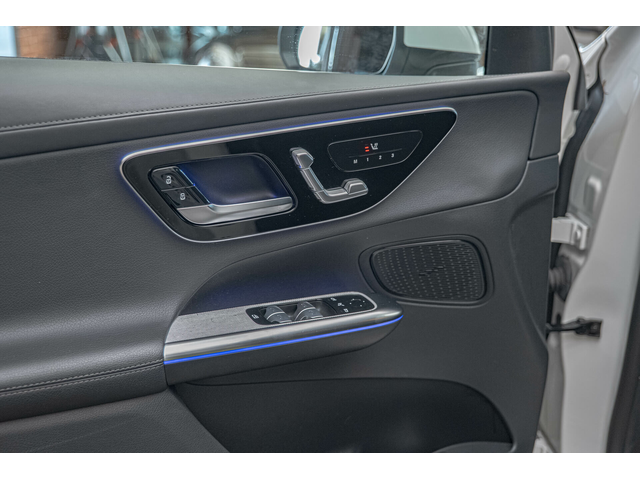 Mercedes GLC 200 AMG/4Matic/Advanced Plus/Ambient/Подгрев/Memory - автомобили, коли, обяви за нови и употребявани 7