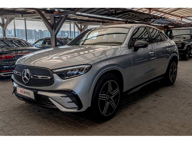 Mercedes GLC 200 AMG/Coupe/Подгрев/Камера/4Matic/Night Paket - автомобили, коли, обяви за нови и употребявани 2