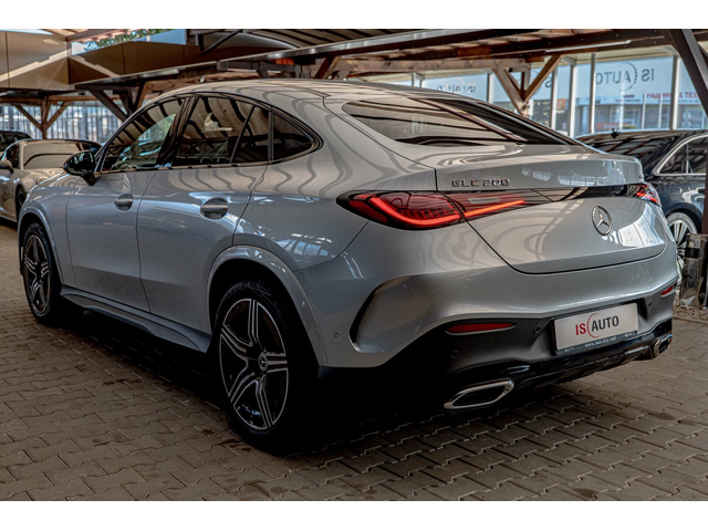 Mercedes GLC 200 AMG/Coupe/Подгрев/Камера/4Matic/Night Paket - автомобили, коли, обяви за нови и употребявани 5