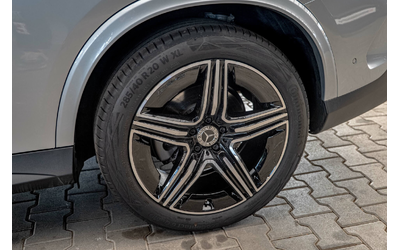 Mercedes GLC 200 AMG/Coupe/Подгрев/Камера/4Matic/Night Paket - автомобили, коли, обяви за нови и употребявани 6