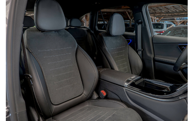 Mercedes GLC 200 AMG LINE/4Matic/Digital/Подгрев/Амбиент - автомобили, коли, обяви за нови и употребявани 7