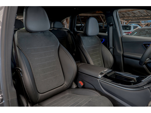 Mercedes GLC 200 AMG LINE/4Matic/Digital/Подгрев/Амбиент - автомобили, коли, обяви за нови и употребявани 7