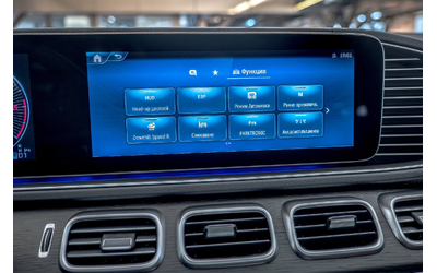 Mercedes GLE 300 AMG/Coupe/Burmester/Панорама/HuD/Камера 360/Обдухване - автомобили, коли, обяви за нови и употребявани 11