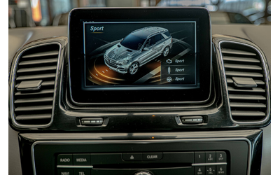 Mercedes GLE 350 d/4Matic/SUV/Подгрев/Камера 360/Dynamic/9G Tronic - автомобили, коли, обяви за нови и употребявани 12