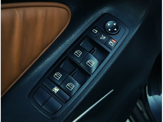 Mercedes ML 320 4Matic/Kамера/PDC/Harman Kardon/DSR/AirMatic/ - автомобили, коли, обяви за нови и употребявани 12