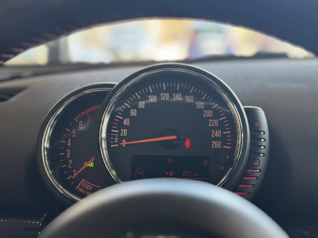 Mini Clubman S* ALL4* Harman* Лизинг* - автомобили, коли, обяви за нови и употребявани 9