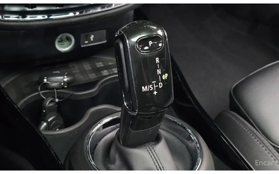 Mini Clubman High* ПОДГРЕВ* МЕМОРИ* CARPLAY* PANO* KAМЕРА - автомобили, коли, обяви за нови и употребявани 7