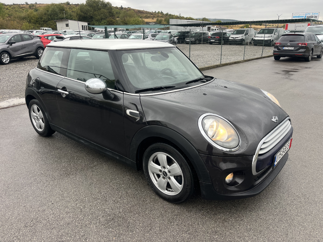 Mini Cooper 1.5 dizel AVTOMAT - автомобили, коли, обяви за нови и употребявани 1