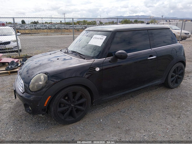 Mini Cooper 1.6L I-4 DOHC, VVT, 121HP Front Wheel Drive - автомобили, коли, обяви за нови и употребявани 1