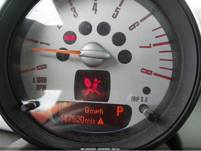 Mini Cooper 1.6L I-4 DOHC, VVT, 121HP Front Wheel Drive - автомобили, коли, обяви за нови и употребявани 6