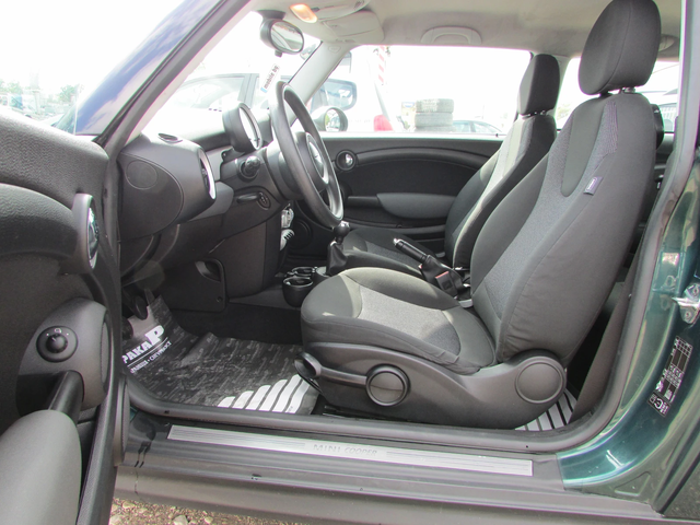 Mini Cooper 1.6D EURO4 - автомобили, коли, обяви за нови и употребявани 7