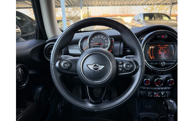 Mini Cooper 1.5 - автомобили, коли, обяви за нови и употребявани 11