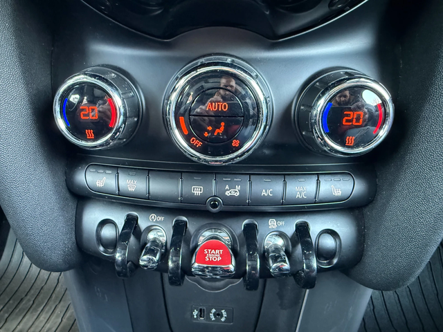 Mini Cooper 1.5 - автомобили, коли, обяви за нови и употребявани 16