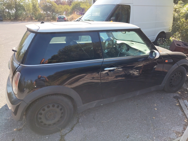 Mini Cooper 1, 6i 116ps - автомобили, коли, обяви за нови и употребявани 4
