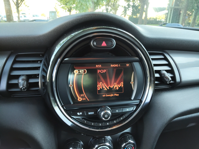 Mini Cooper 1, 5i 136ps KEYLESS GO - автомобили, коли, обяви за нови и употребявани 9