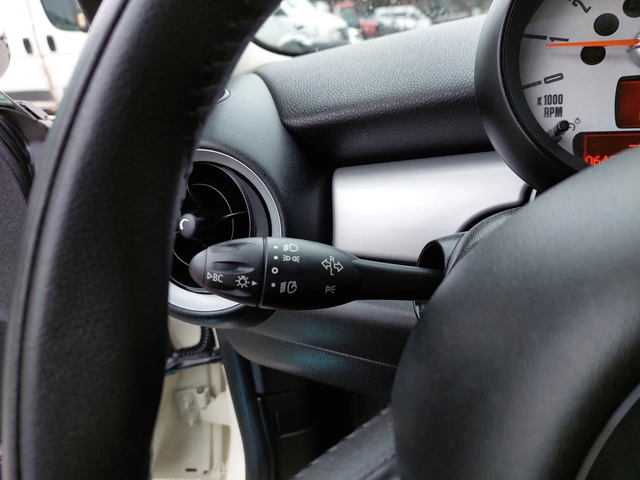 Mini Cooper 1, 6i 75ps 64000км!!! - автомобили, коли, обяви за нови и употребявани 10