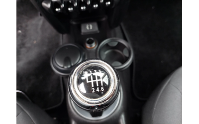 Mini Cooper 1, 6i 75ps 64000км!!! - автомобили, коли, обяви за нови и употребявани 13