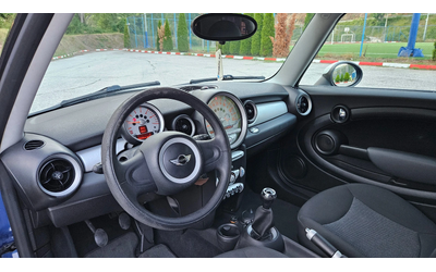 Mini Cooper 1.6d KLIMATRONIK/6skorosti - автомобили, коли, обяви за нови и употребявани 9