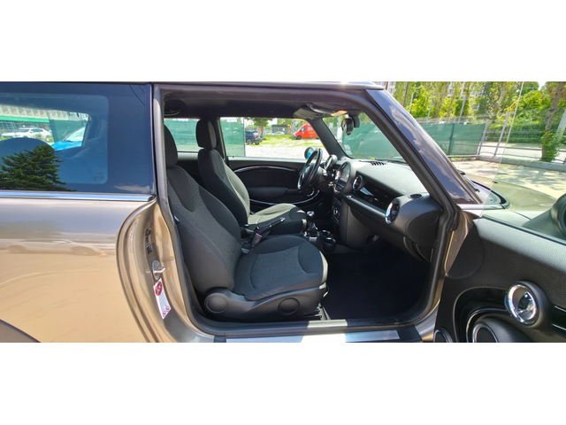 Mini Cooper 1.6 D 112k.c UNIKAT EURO 5B - автомобили, коли, обяви за нови и употребявани 11
