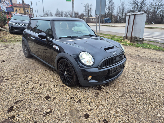 Mini Cooper 1.6i NAVI - автомобили, коли, обяви за нови и употребявани 2