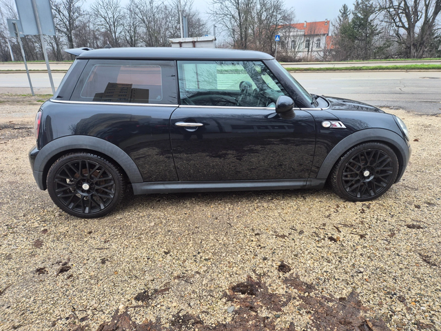 Mini Cooper 1.6i NAVI - автомобили, коли, обяви за нови и употребявани 3