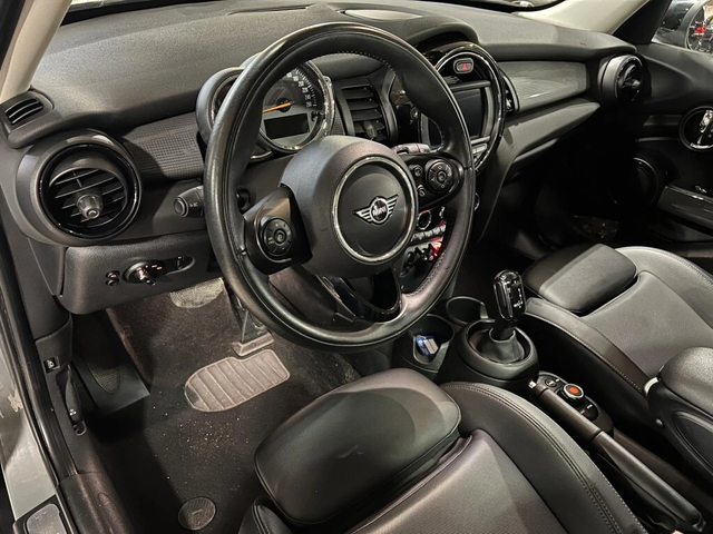 Mini Cooper FWD PANOROMIC ROOFС РЕГИСТРАЦИЯ И АВТОКРЕДИТ - автомобили, коли, обяви за нови и употребявани 8