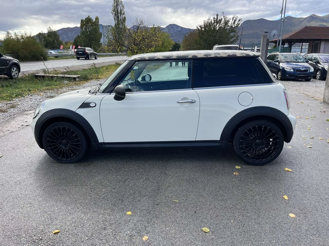 Mini Cooper 1.6I 6 СКОРОСТИ EURO 5A FACE КЛИМАТИК - автомобили, коли, обяви за нови и употребявани 5