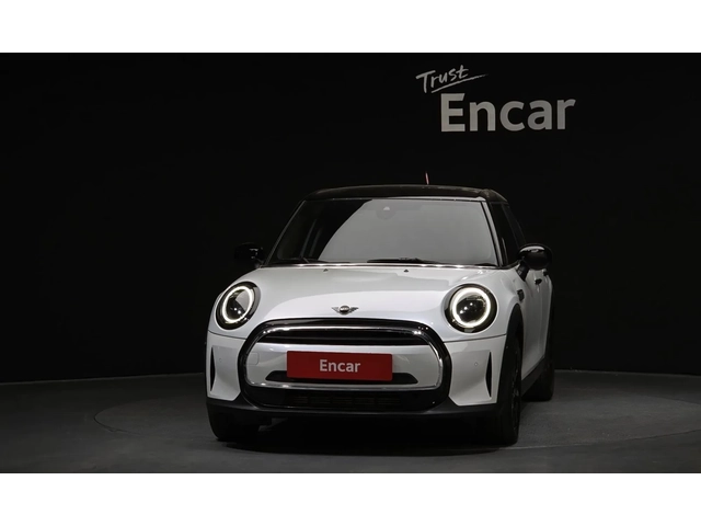 Mini Cooper HEAD-UP * LED * NAVI * КАМЕРА * KEYLESS * CARPLAY - автомобили, коли, обяви за нови и употребявани 0