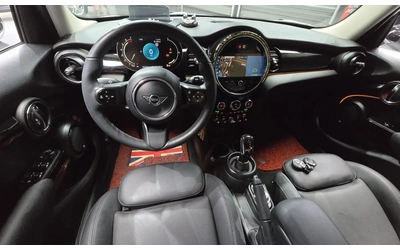 Mini Cooper HEAD-UP * LED * NAVI * КАМЕРА * KEYLESS * CARPLAY - автомобили, коли, обяви за нови и употребявани 8
