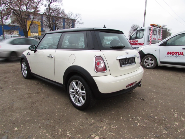 Mini Cooper 1.6D EURO5 - автомобили, коли, обяви за нови и употребявани 5