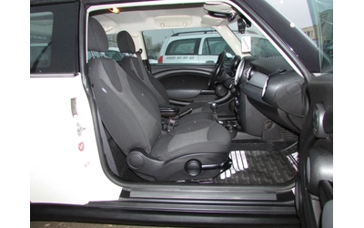 Mini Cooper 1.6D EURO5 - автомобили, коли, обяви за нови и употребявани 9