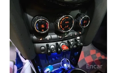 Mini Cooper High* ПОДГРЕВ* ПАНОРАМА* KAМЕРА* АСИСТЕНТИ СИГУРНО - автомобили, коли, обяви за нови и употребявани 10