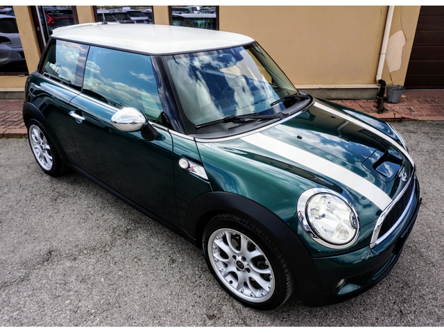 Mini Cooper s 1.6i - автомобили, коли, обяви за нови и употребявани 1