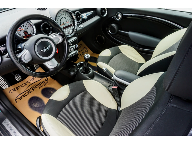 Mini Cooper s 1.6i - автомобили, коли, обяви за нови и употребявани 5