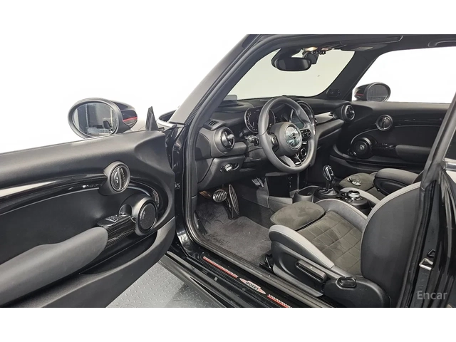 Mini Cooper s JCW* CARPLAY* DIGITAL* СЕРВИЗНА ИСТОРИЯ - автомобили, коли, обяви за нови и употребявани 9