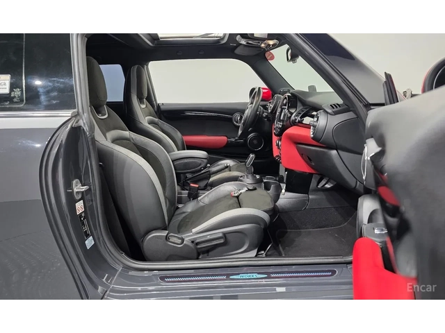 Mini Cooper s JCW* CARPLAY* СЕРВИЗНА ИСТОРИЯ - автомобили, коли, обяви за нови и употребявани 15